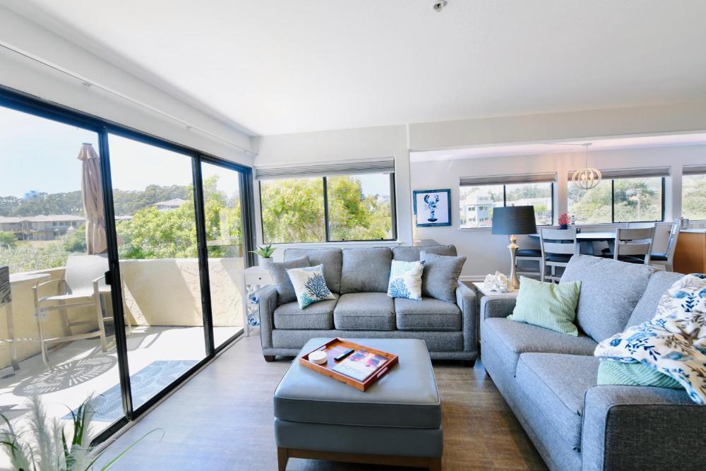 Royal Villa - Ocean View - Heated Pools - SEASCAPE'S BEST 1 BEDROOM - 3 BEDS - End Unit